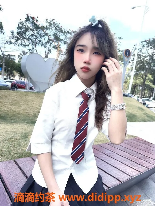 广州楼凤-番禺嫩妹小敏视频验证，600元一次