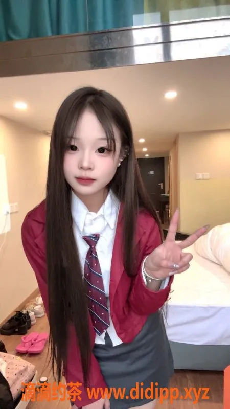 成都楼凤-成华区19岁甜美妹子，雅致性感，超有料！