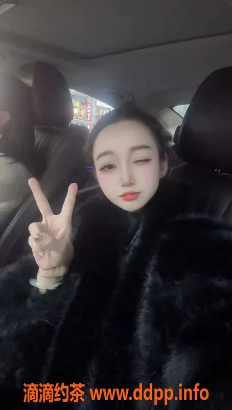 成都楼凤-武侯区静雅，24岁苗条御姐，6P起价