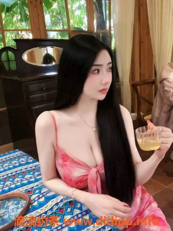 深圳楼凤资源信息,福田冰冰，价格2000，热情服务等你体验