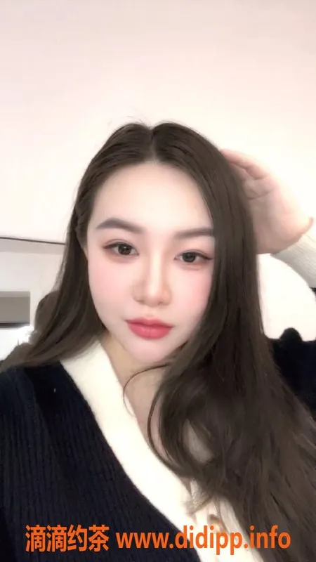 广州楼凤-天河巨乳可儿，800元可享服务