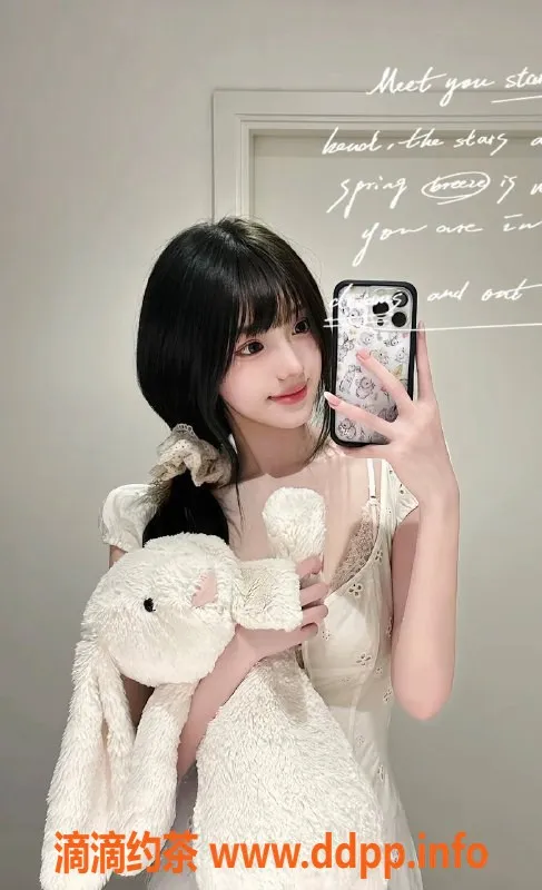 广州楼凤-天河小米粒，18P嫩妹服务，舌吻体验