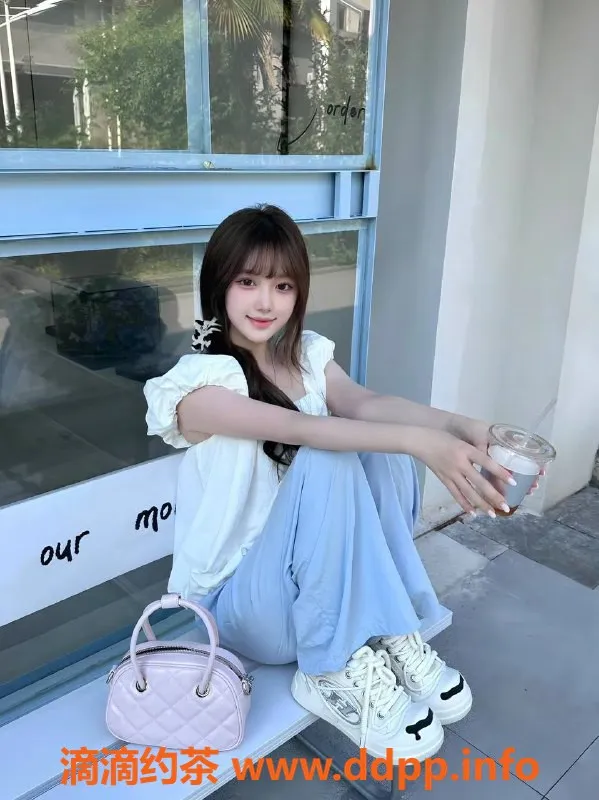 广州楼凤资源信息,天河小米粒，18P嫩妹服务，舌吻体验