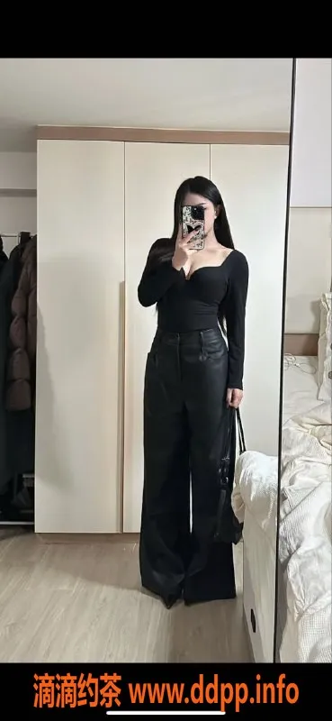 南昌楼凤资源信息,高新晓恋 158cm C罩杯 25岁 600p服务诱惑