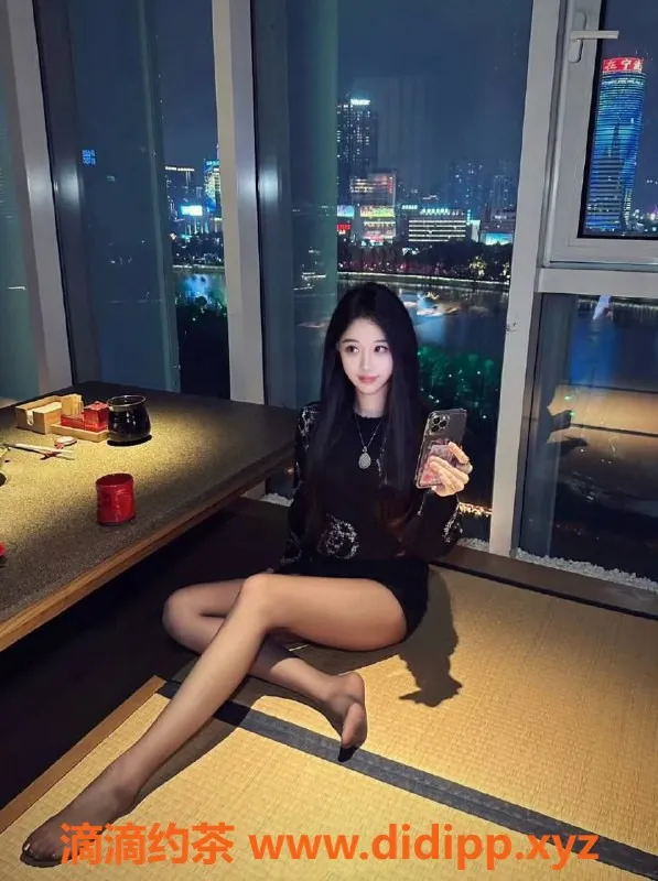 广州楼凤资源信息,妲姬24岁168cm C-陪洗裸吹服务，特价1000/80分钟