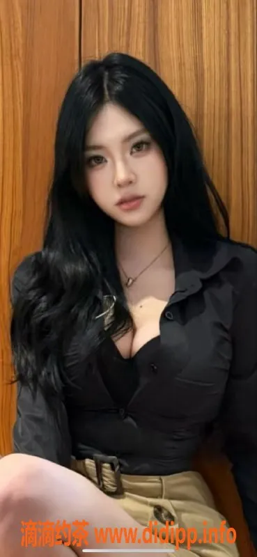 南昌楼凤-高新晓恋 25岁 C罩杯 158cm 600元服务多