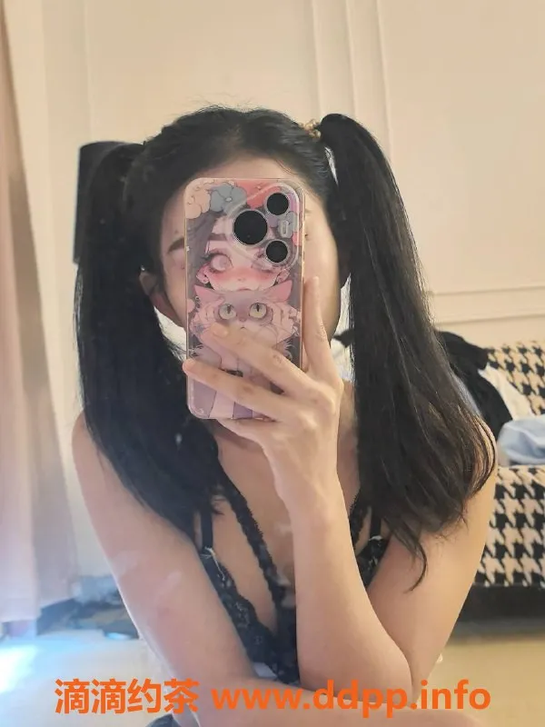 广州楼凤-海珠嫩妹小七，夜课鸳鸯浴6P价格超值