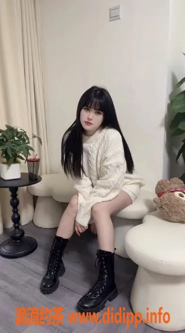 广州楼凤-番禺莉莉24岁，166cm，36D热情服务