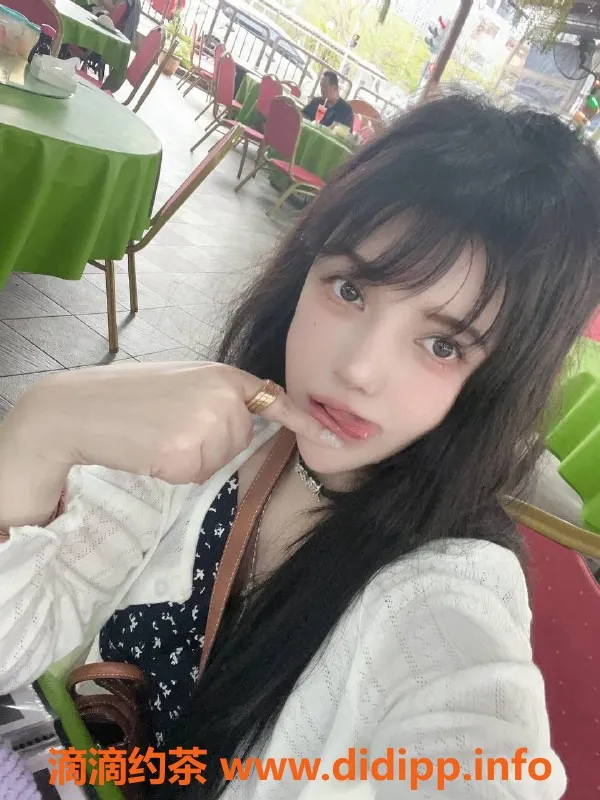 广州楼凤-白云小妖精欣欣，170元超值体验！