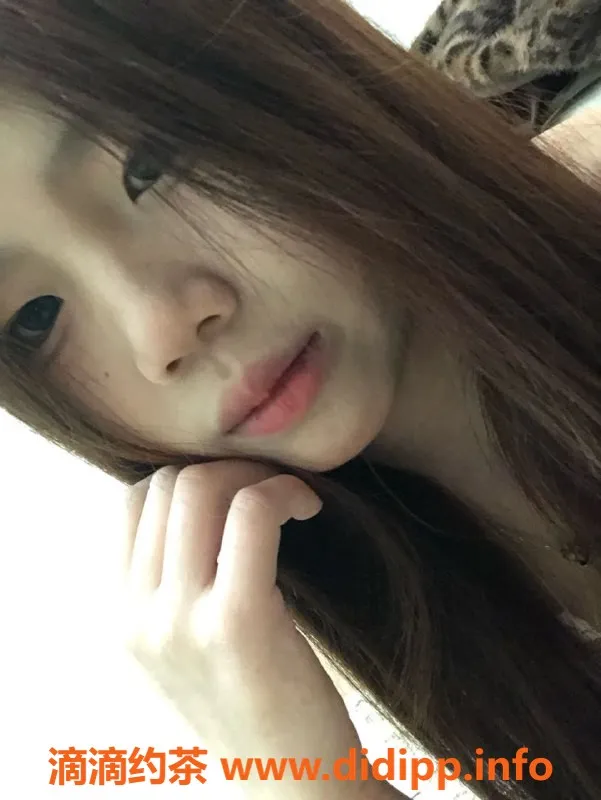 成都楼凤资源信息,成都小美 16岁匀称嫩妹 600元一次服务