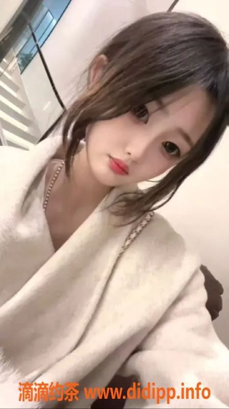 成都上门服务资源信息,成都妍妍，16岁165cm，匀称身材，700元一次