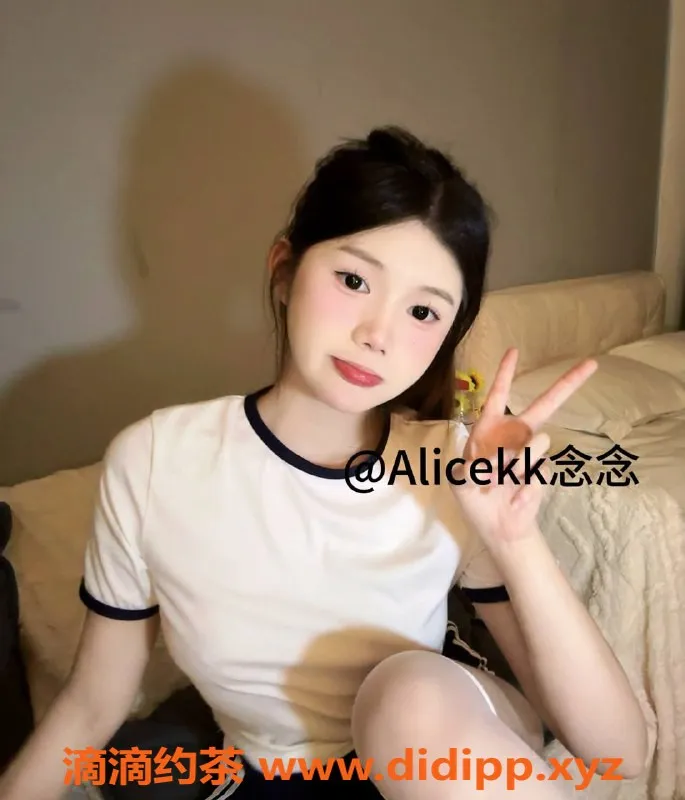 深圳楼凤-福田念念，超值1000，1700全套服务