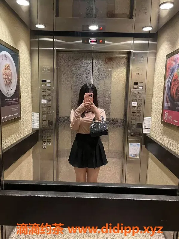 成都楼凤资源信息,成都成华区嫩妹子伊，166微胖大奶服务