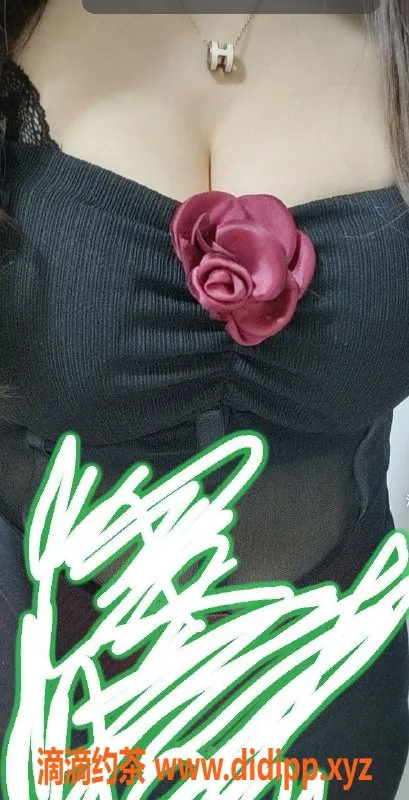 昆明楼凤资源信息,盘龙区月月，口交、车震服务只需500元起