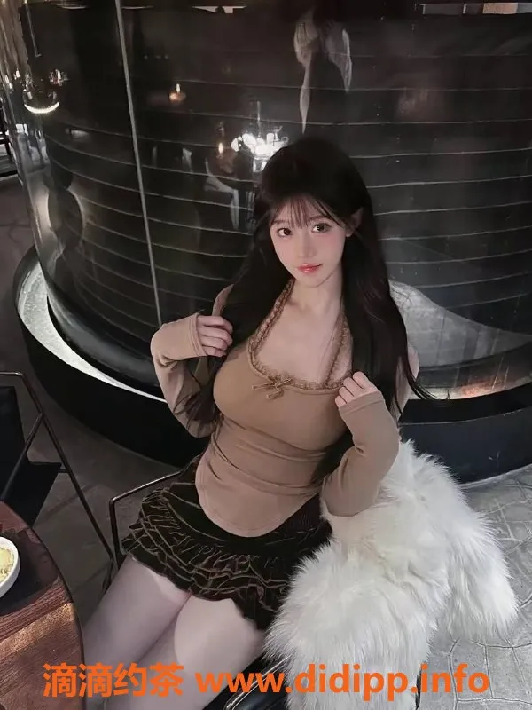 杭州楼凤-尚尚：身材火辣的短期兼职女孩，自在私密服务