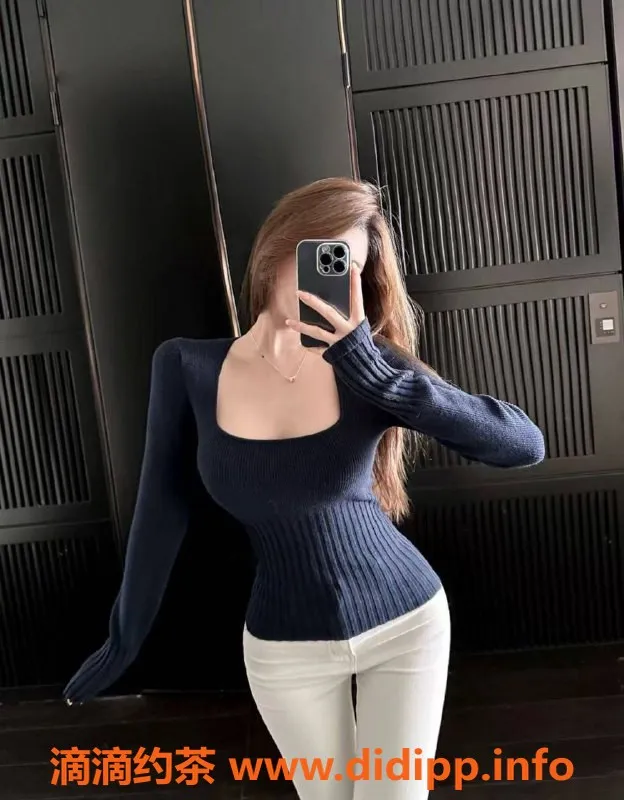 成都楼凤-西西御姐车，市中心7p课时费