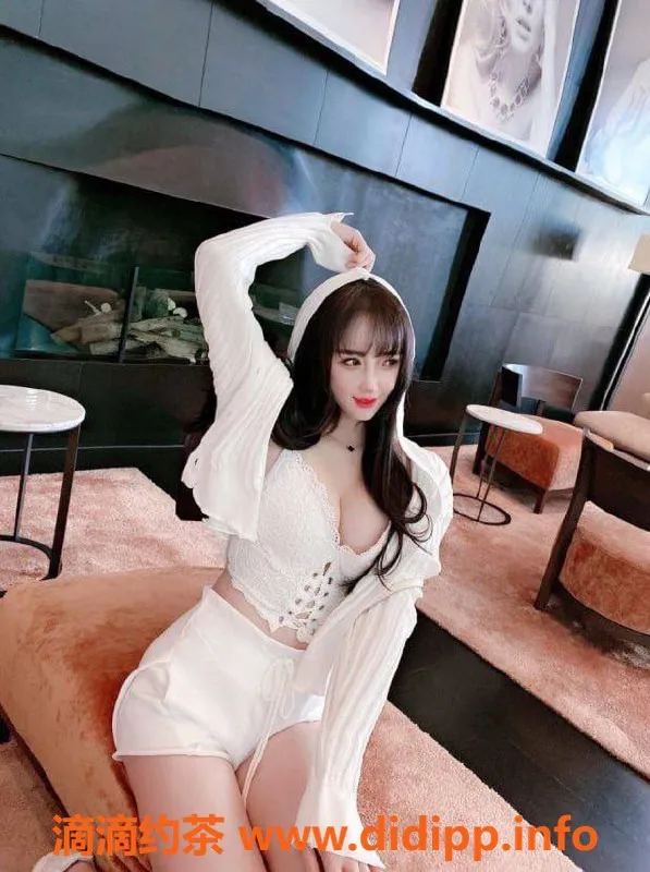 北京楼凤-百子湾嫩妹珊珊，内衣批发15Z起