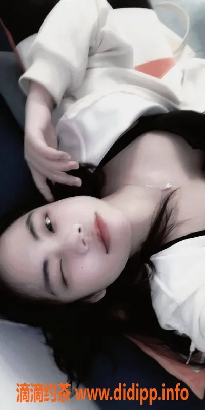 东莞楼凤-大朗桃柚，400起，夜场3000，服务超赞