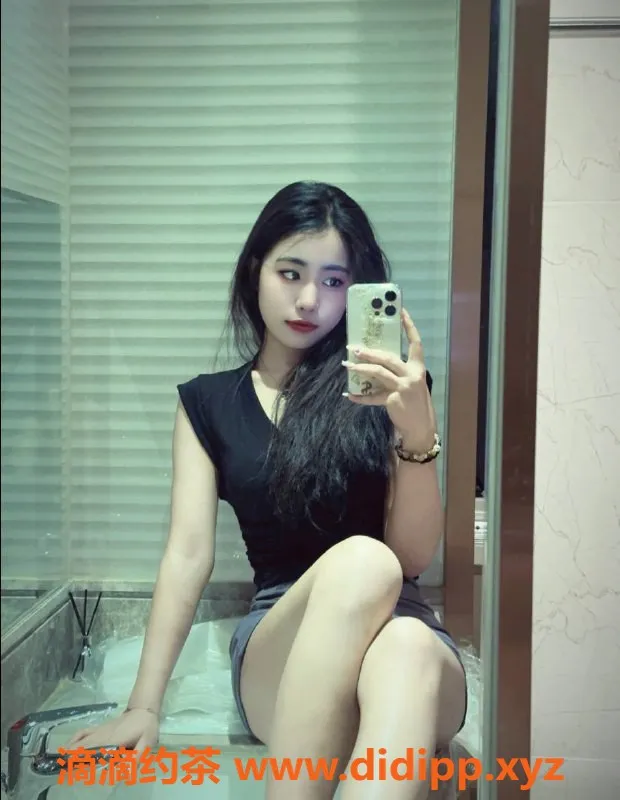 东莞楼凤资源信息,大朗舞蹈老师婷宝，18岁160cm，胸围36B