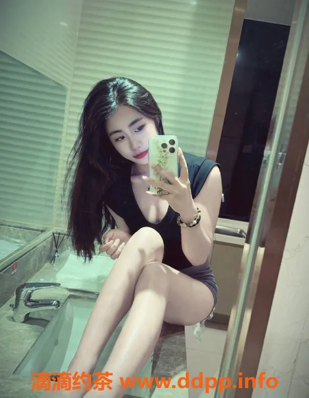 东莞楼凤-大朗舞蹈老师婷宝，18岁160cm，胸围36B