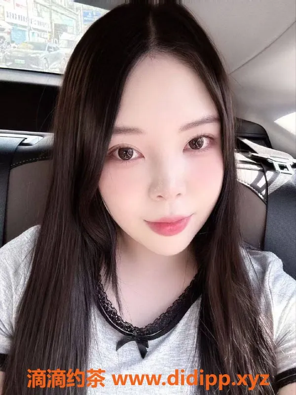 广州楼凤-天河依依，700元私密服务，舌吻69p等你来体验！