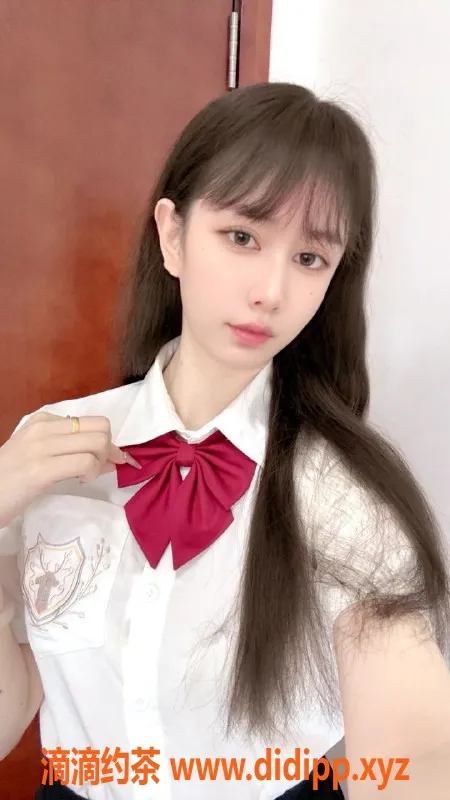 上海楼凤-上海徐汇甜甜喵，21岁高挑美女，1000元60分钟服务