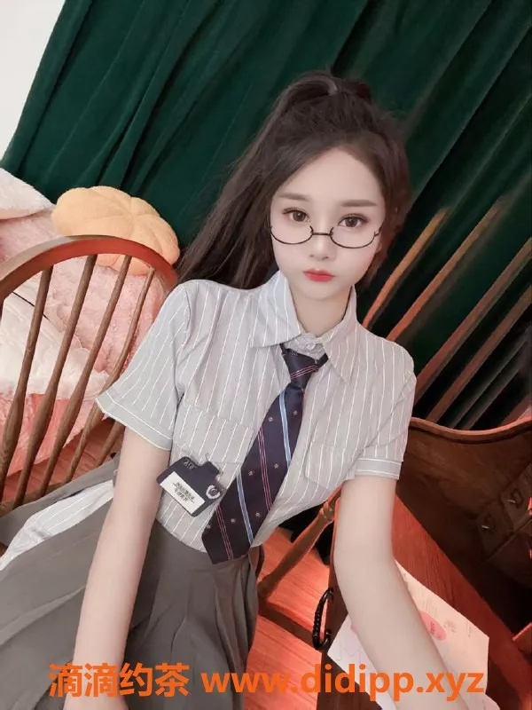 南昌楼凤-青云谱小倩 26岁165cm白领魅力 只需600元