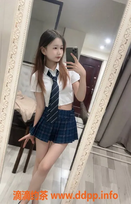 成都楼凤-成都小宁18岁，172cm巨乳嫩妹，服务特惠