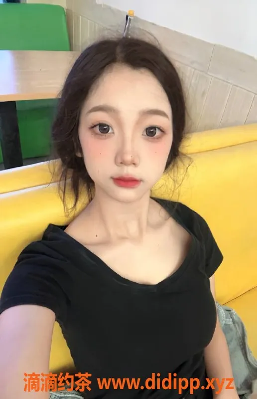 杭州楼凤-拱墅嫩妹倩倩，巨乳舌吻服务，只需800