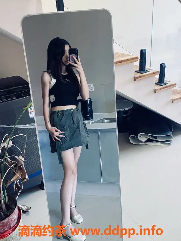 杭州楼凤-拱墅嫩妹倩倩，巨乳舌吻服务，只需800