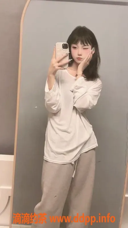 杭州楼凤-滨江嫩妹冉冉，900元/小时，特别服务等你来体验！