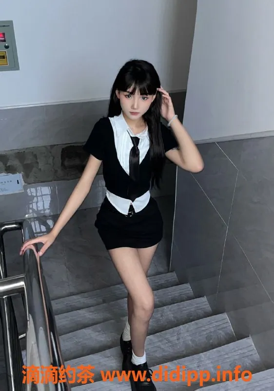 杭州楼凤-滨江嫩妹冉冉，900元/小时，特别服务等你来体验！