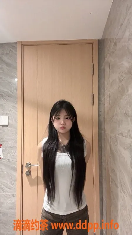 杭州楼凤-余杭小敏，嫩妹舌吻服务，700元起