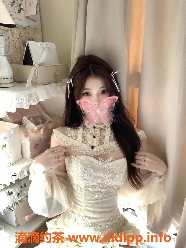 广州楼凤-佛山抹茶泡芙嫩妹，9P大胸享受