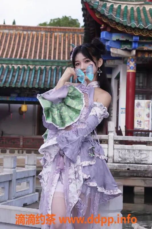 广州楼凤-佛山抹茶泡芙嫩妹，9P大胸享受