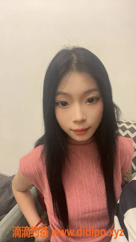 成都楼凤-成都小莹，163cm、90斤，17岁嫩妹服务！