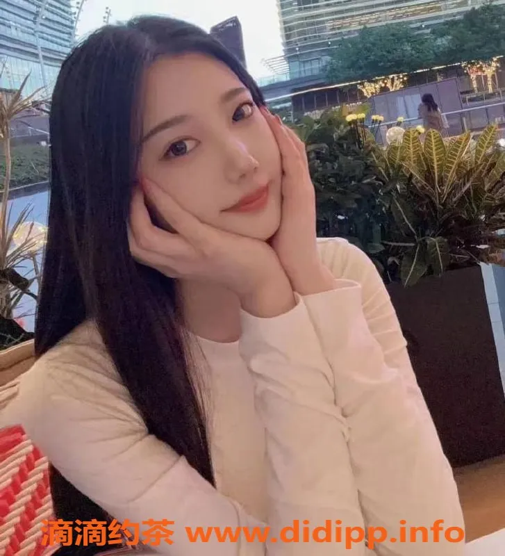 上海楼凤-浦东桃桃，168cm长腿美女，1000P起