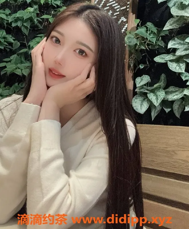 上海楼凤-浦东桃桃，168cm长腿美女，1000P起