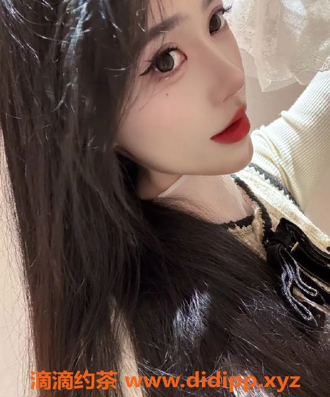 广州楼凤资源信息,白云御姐胡楚娇，夜课7P大胸服务