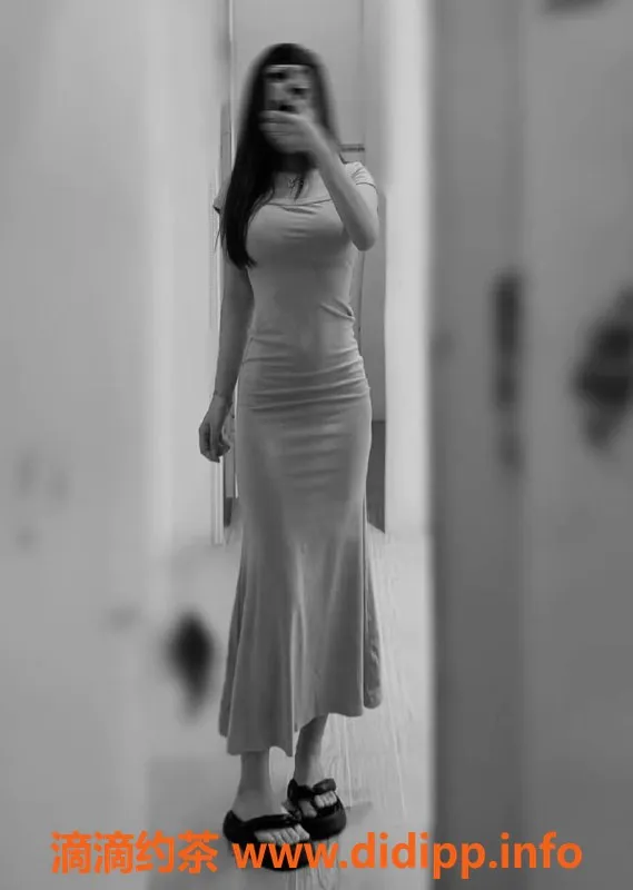 广州楼凤-黄埔嫩妹紫伊，8P鸳鸯浴服务，快来体验！