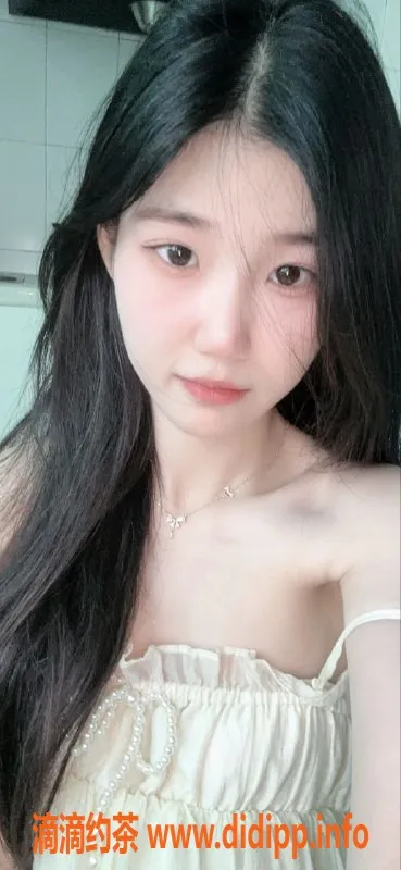 厦门楼凤-湖里万达附近嫩妹鸭鸭，颜值高，短期兼职