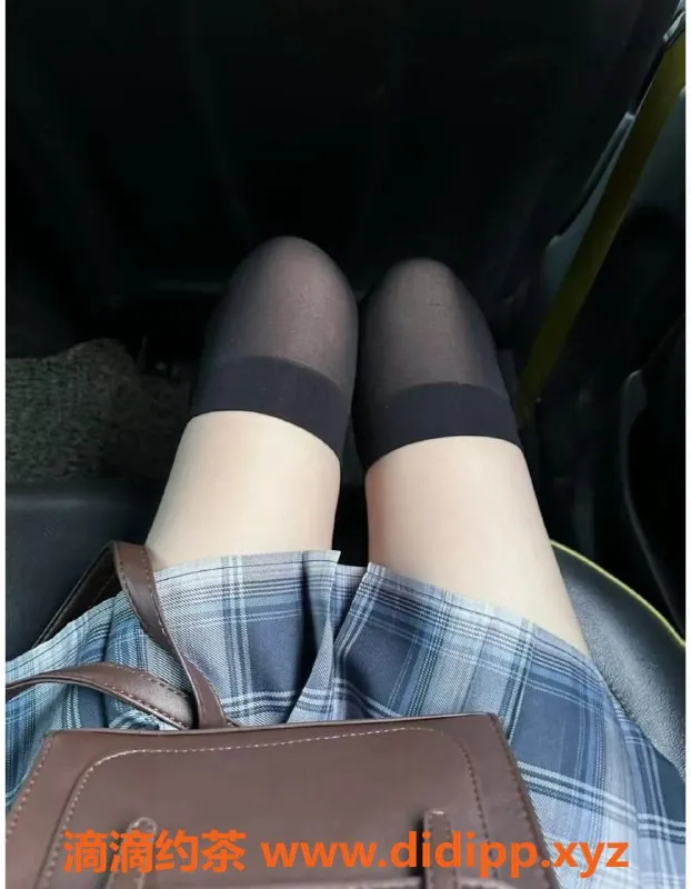 厦门楼凤-湖里万达附近嫩妹鸭鸭，颜值高，短期兼职