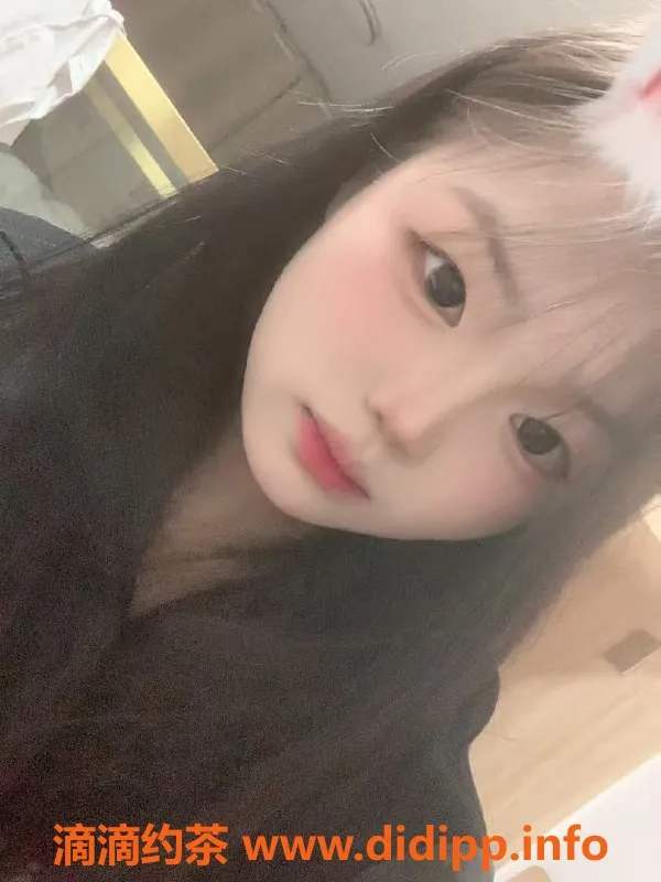 南昌上门服务-瑶湖绮绮，18岁嫩妹，C罩杯口活到位