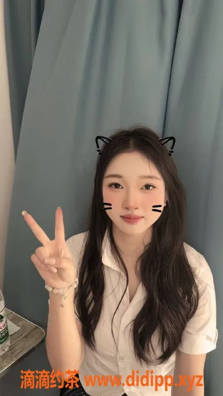 宁波楼凤-鄞州小不点18岁B罩杯，160cm体验只需800元