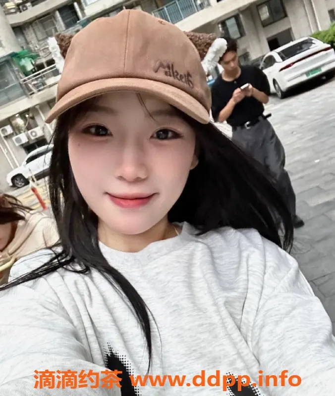 福州楼凤-仓山区18岁嫩妹迪丽热酒，170cm 36C只需800P