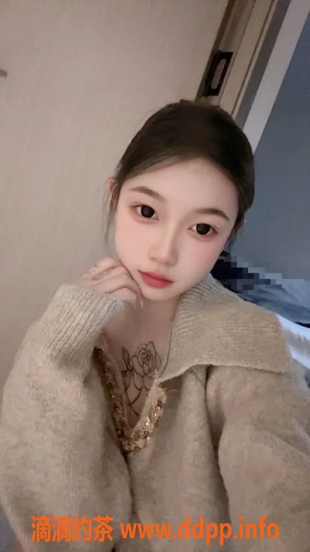 杭州楼凤-上城嫩妹念诗，激情69互舔服务