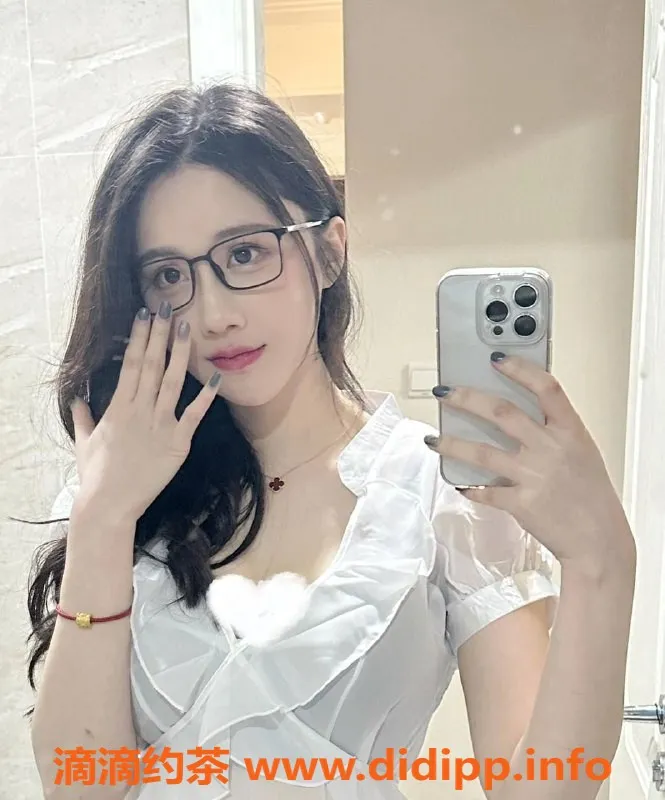 广州楼凤-广州小兔，700元起，热情服务等你来享受！