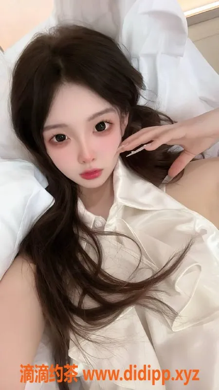 杭州楼凤-杭州18岁VIvi，164cm青春少女，包夜5000