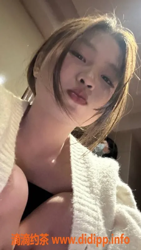 长沙楼凤-岳麓区小怡妹，500元起享受特服务