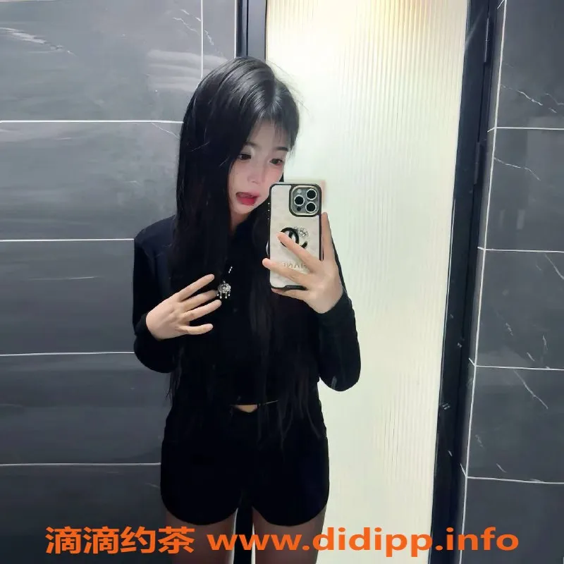 成都楼凤-成都五筒，160身高D罩杯，600元体验服务